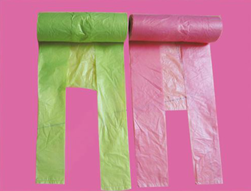 TRASH BAGS WITH HANDLE